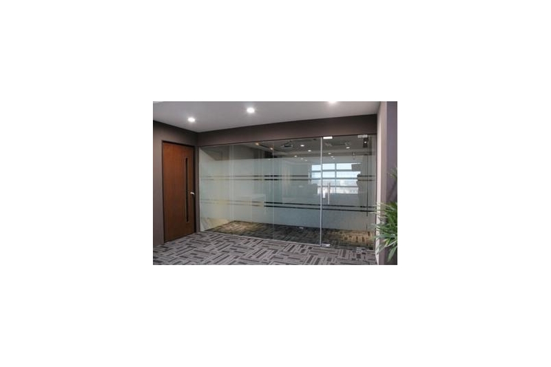 12mm Tempered Glass Partition 